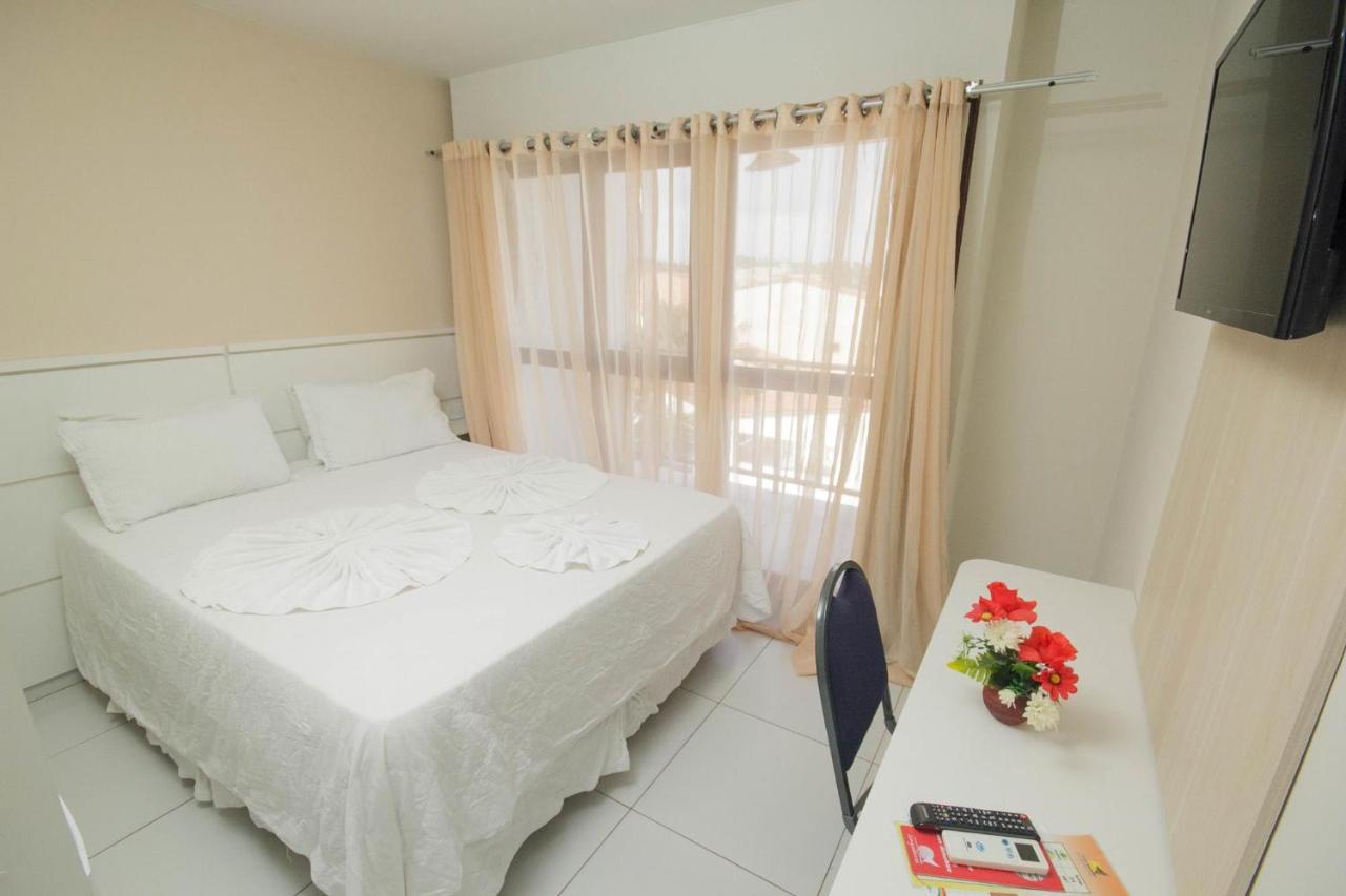 Quarto Duplo com Vista Parcial para o Mar